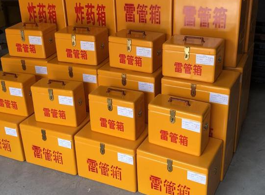 莱西玻璃钢雷管箱的使用寿命一般是多少?